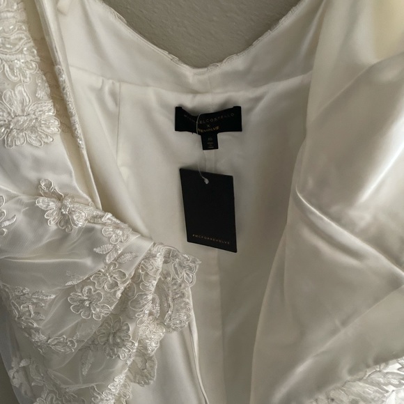 Revolve x Michael Costello Adeline Wedding Dress - Picture 15 of 15